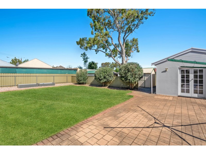 54 Whimpress Avenue, Findon SA 5023