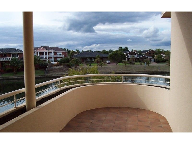 15/8-9 Sunrise Court, West Lakes SA 5021