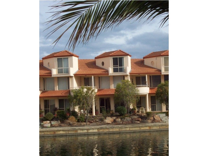 15/8-9 Sunrise Court, West Lakes SA 5021