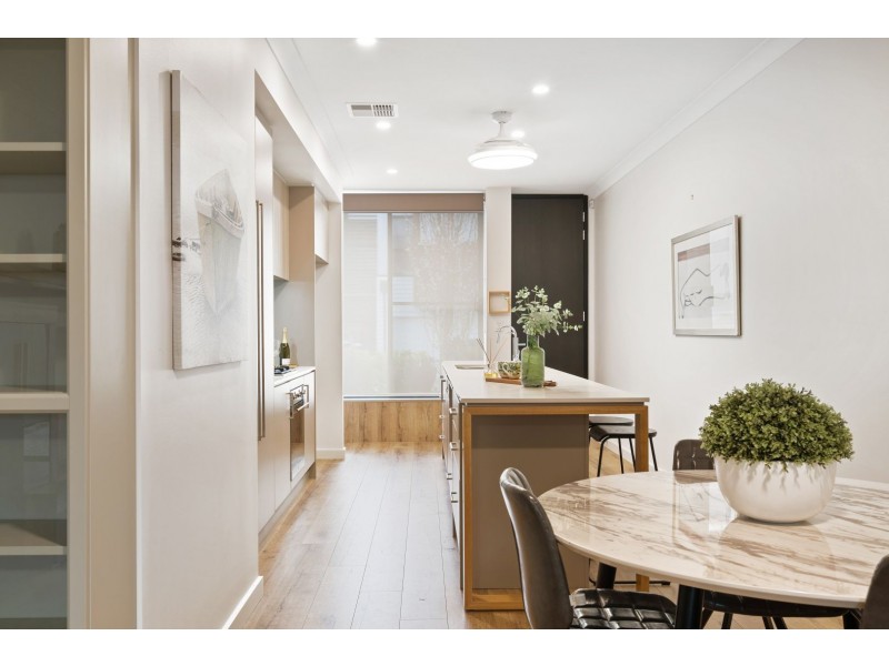 6 Banksia Street, West Lakes SA 5021