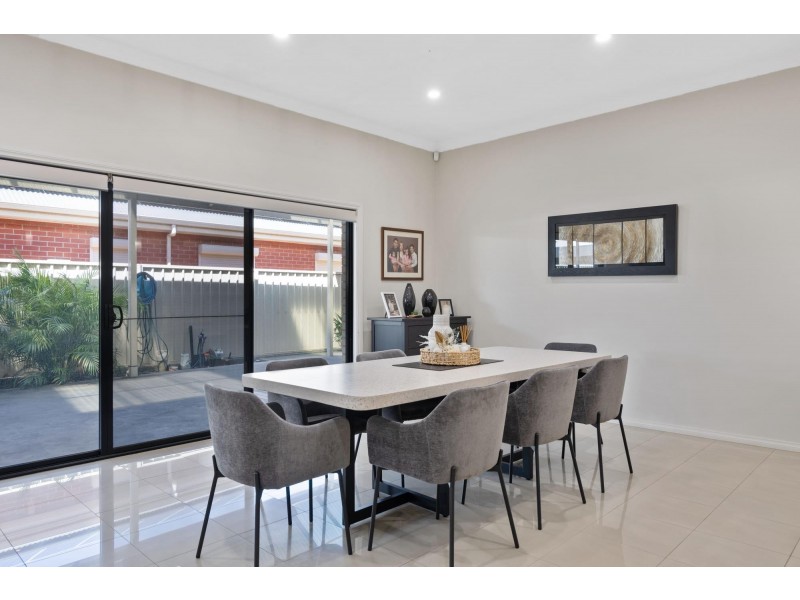 1 Minns Street West, Seaton SA 5023