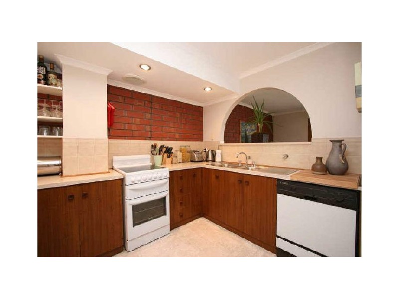 2/5 Wallala Avenue, Park Holme SA 5043