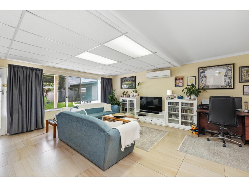 10 Kingborn Avenue, Seaton SA 5023