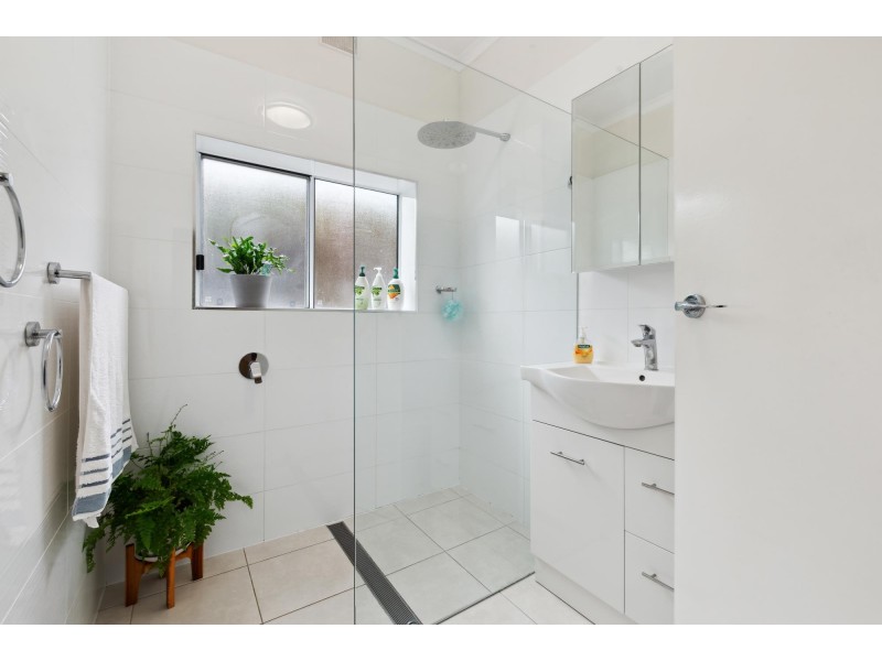 10 Kingborn Avenue, Seaton SA 5023