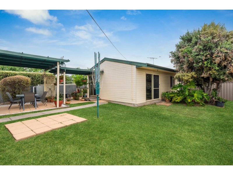 10 Kingborn Avenue, Seaton SA 5023