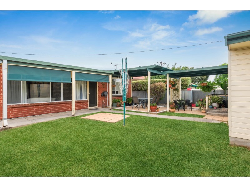 10 Kingborn Avenue, Seaton SA 5023