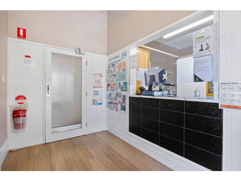 37 Moseley Street, Glenelg SA 5045