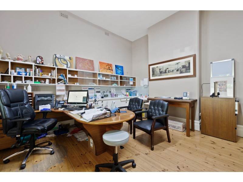 37 Moseley Street, Glenelg SA 5045