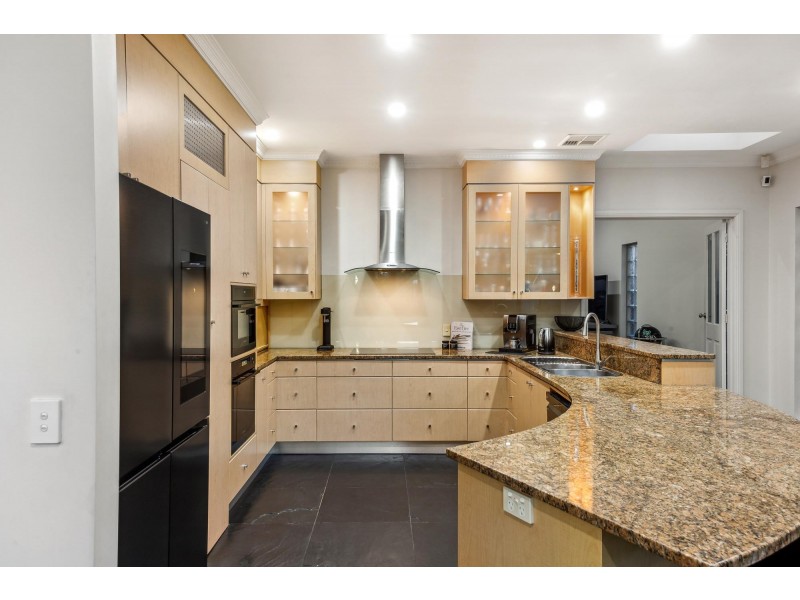 53 Tennyson Heights Court, Tennyson SA 5022