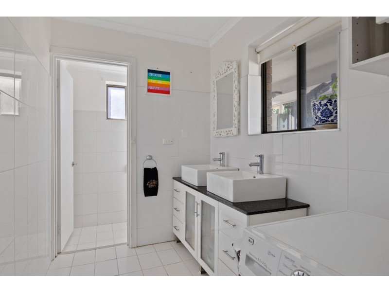 5 Keppel Grove, West Lakes SA 5021