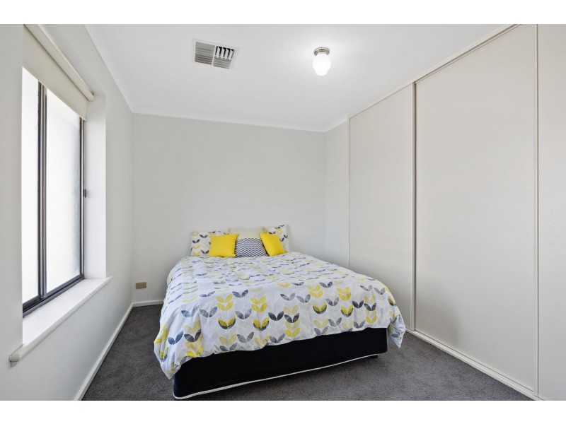 5 Keppel Grove, West Lakes SA 5021