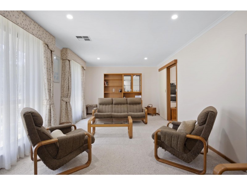 12 Eldridge Crescent, Grange SA 5022