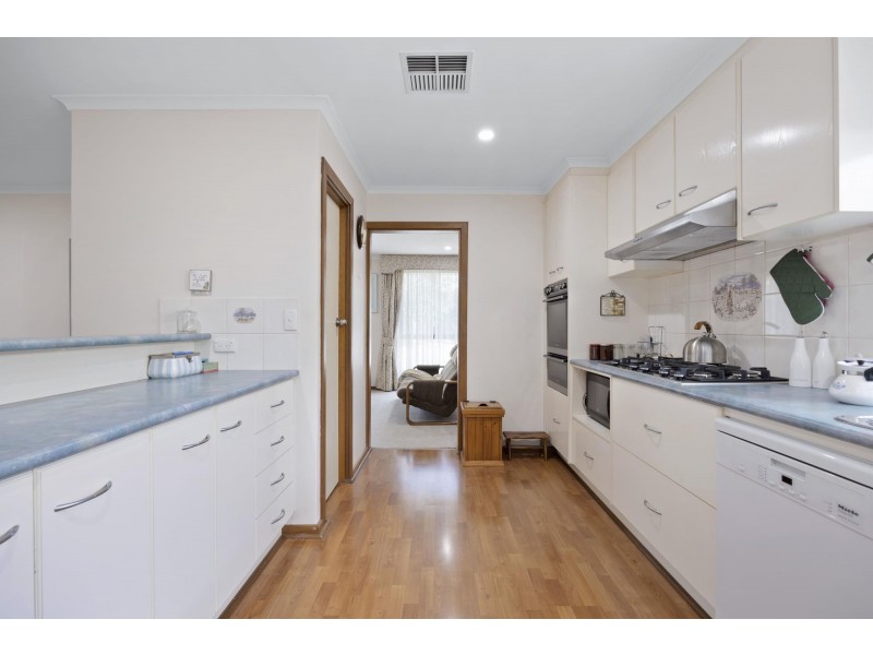 12 Eldridge Crescent, Grange SA 5022