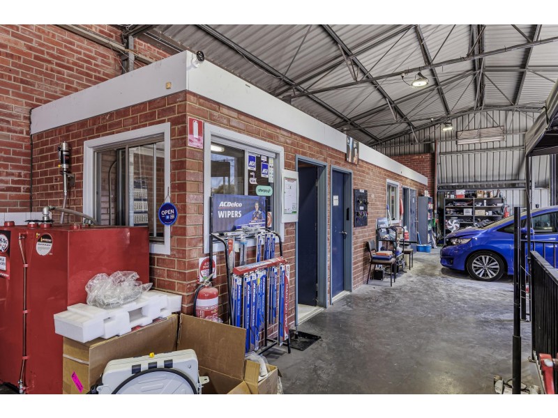 71 Tapleys Hill Road, Hendon SA 5014