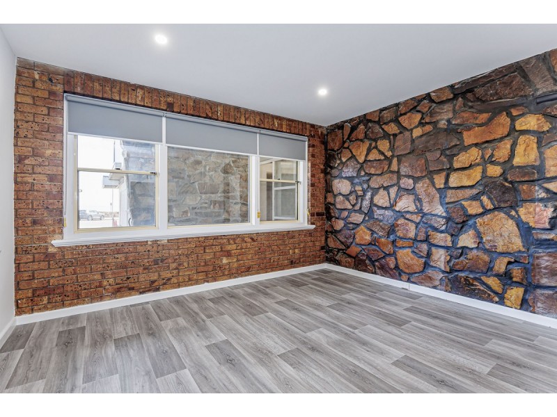 2/52 Seaview Road, West Beach SA 5024