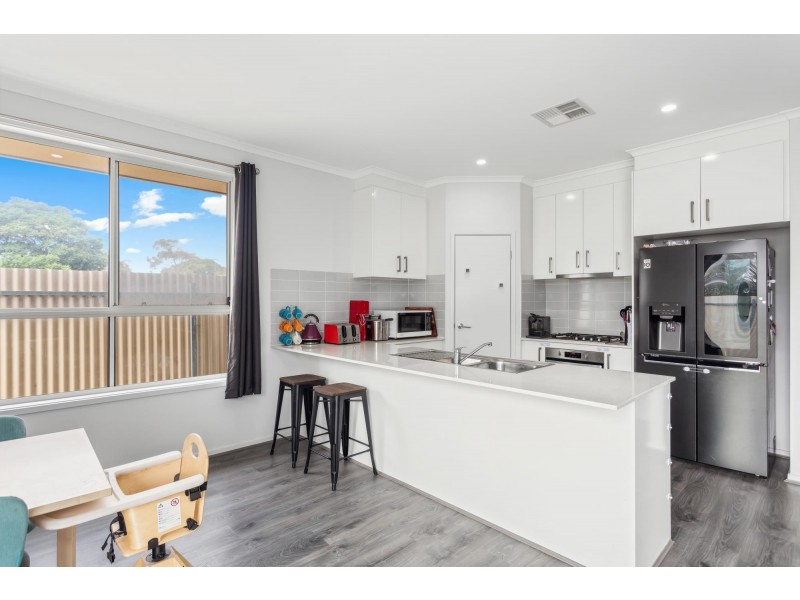 27 Tomkinson Road, Semaphore Park SA 5019