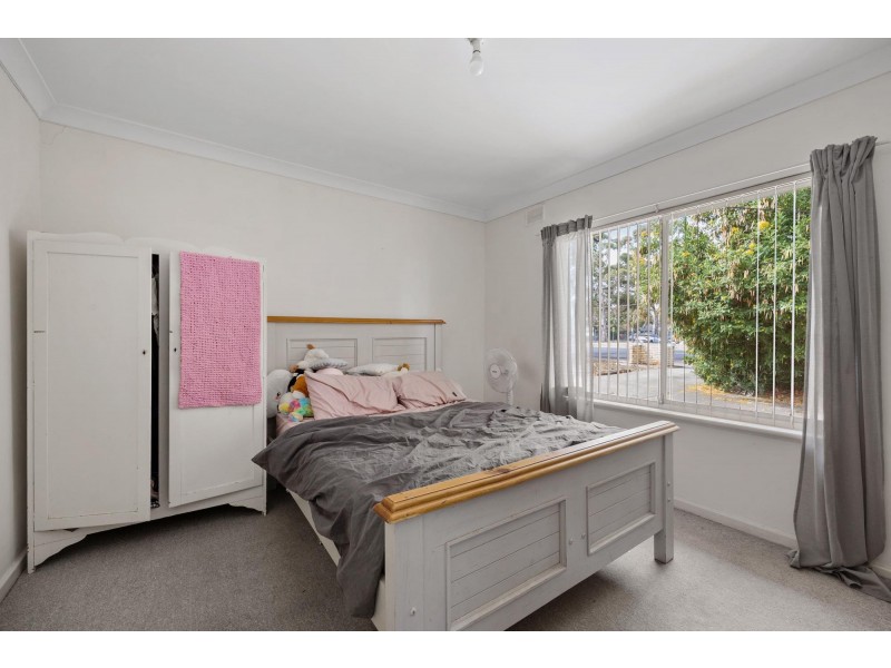 1-2/835 Grand Junction Road, Valley View SA 5093