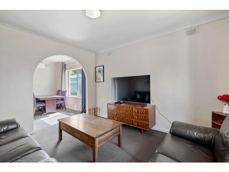 1-2/835 Grand Junction Road, Valley View SA 5093