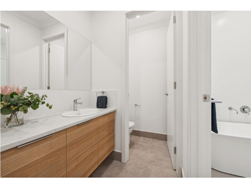 61 Osborne Road, North Haven SA 5018