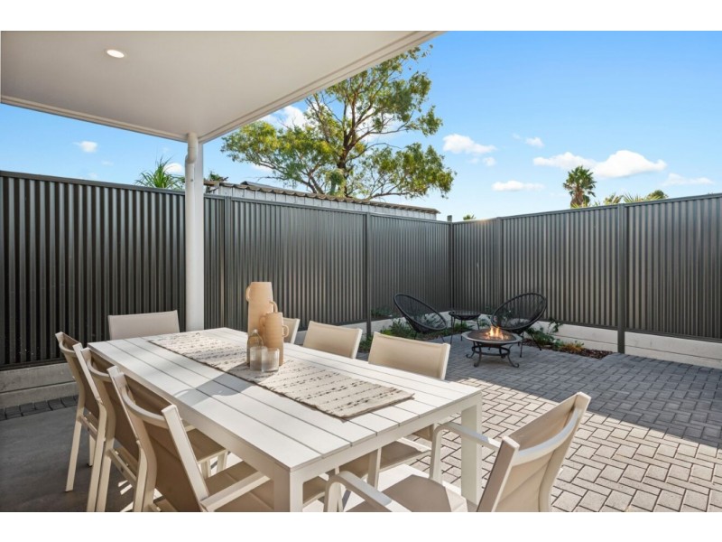 61 Osborne Road, North Haven SA 5018