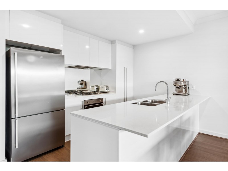 10 Banksia Street, West Lakes SA 5021