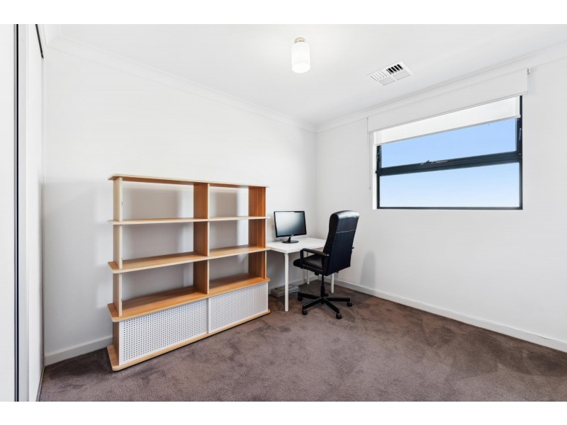 10 Banksia Street, West Lakes SA 5021