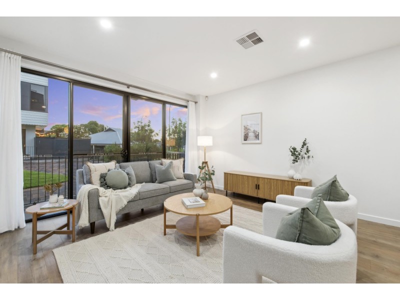 18 Albany Lane, Port Adelaide SA 5015