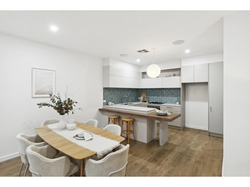 18 Albany Lane, Port Adelaide SA 5015