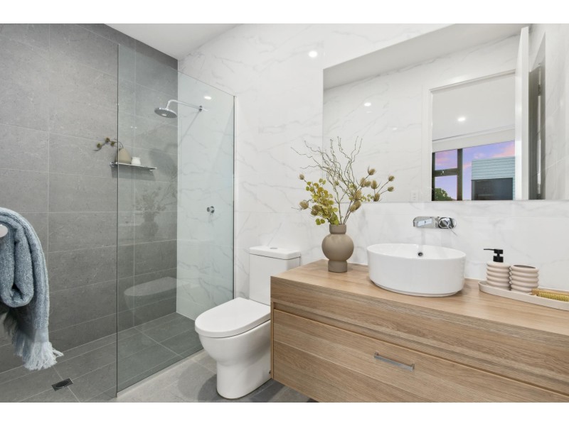 18 Albany Lane, Port Adelaide SA 5015