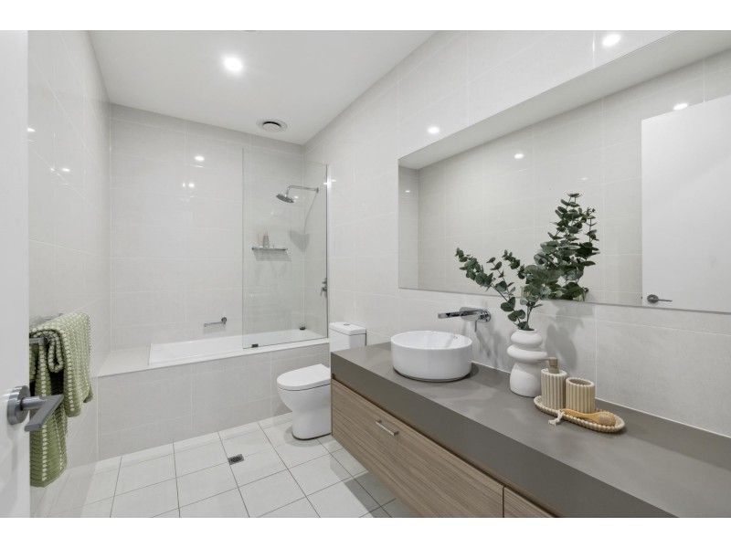 18 Albany Lane, Port Adelaide SA 5015