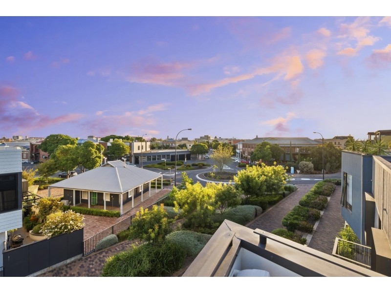 18 Albany Lane, Port Adelaide SA 5015