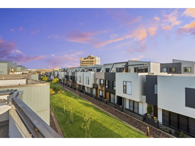 18 Albany Lane, Port Adelaide SA 5015