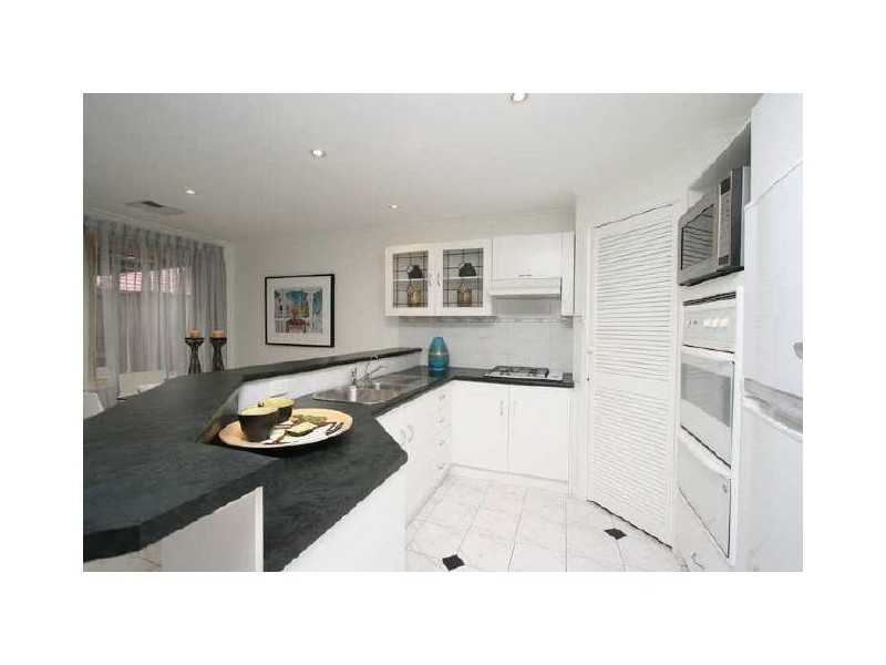 2 McBurnie Close, Brompton SA 5007