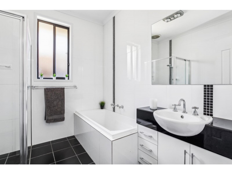 6 Yellow Gum Avenue, Athol Park SA 5012