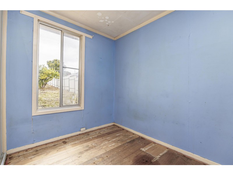 18 Amber Avenue, Clearview SA 5085