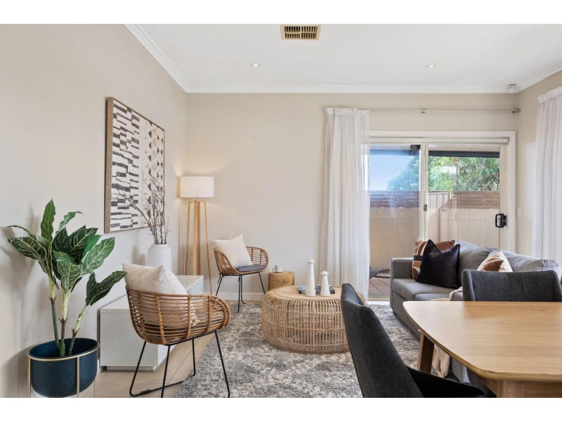 16 Lucknow Close, Kidman Park SA 5025