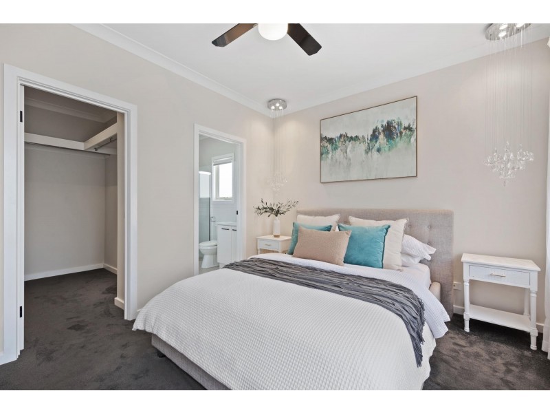 16 Lucknow Close, Kidman Park SA 5025
