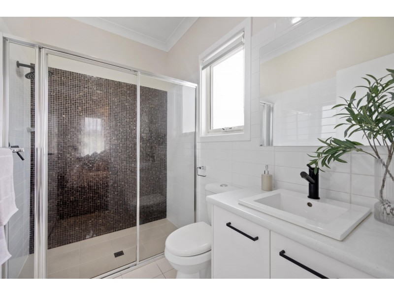 16 Lucknow Close, Kidman Park SA 5025