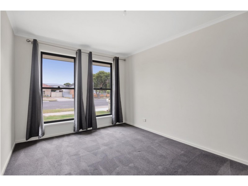 72a Marmora Terrace, Osborne SA 5017