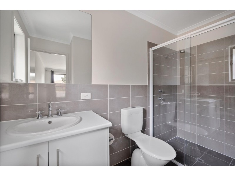 72a Marmora Terrace, Osborne SA 5017