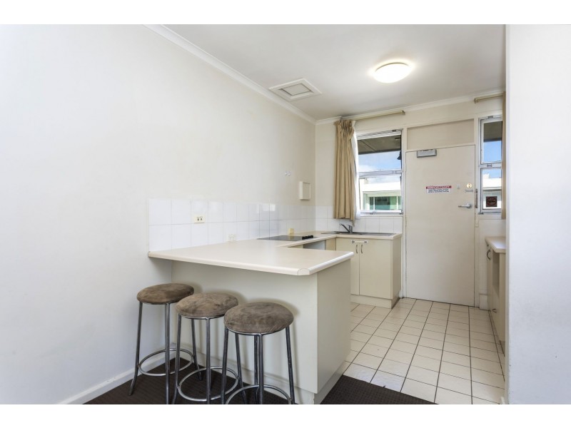20/18 Moseley Street, Glenelg SA 5045