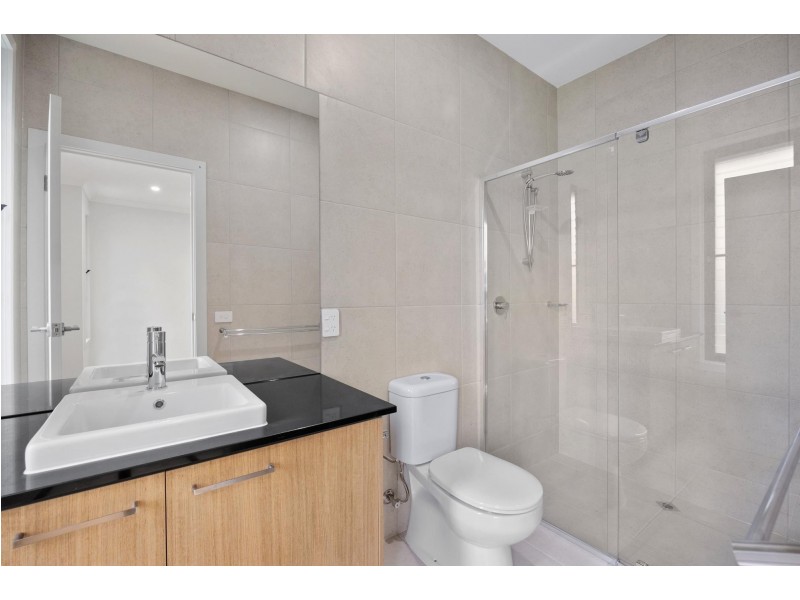 7 Saltbush Lane, West Lakes SA 5021