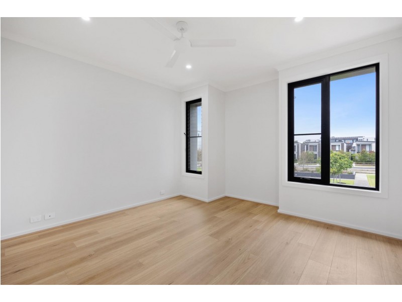 7 Saltbush Lane, West Lakes SA 5021