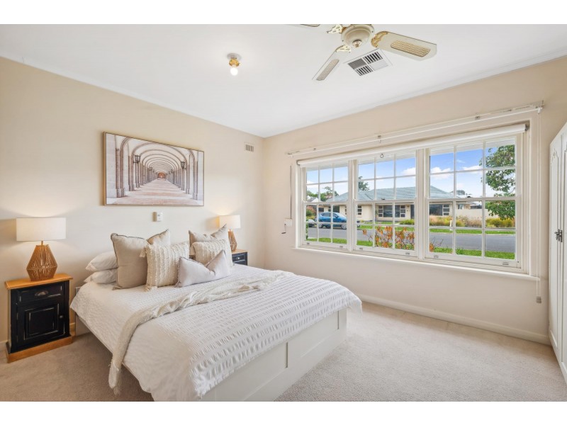 19 Troon Street, Novar Gardens SA 5040