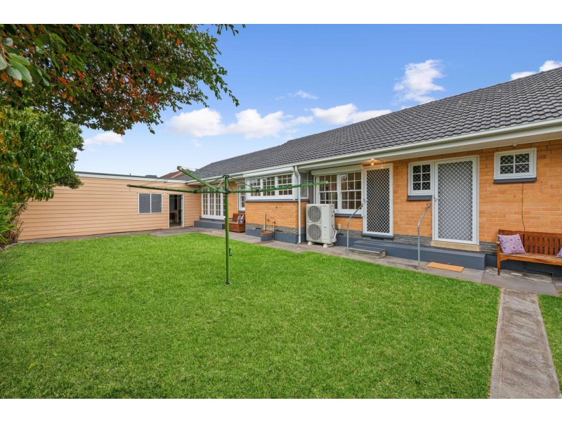 19 Troon Street, Novar Gardens SA 5040