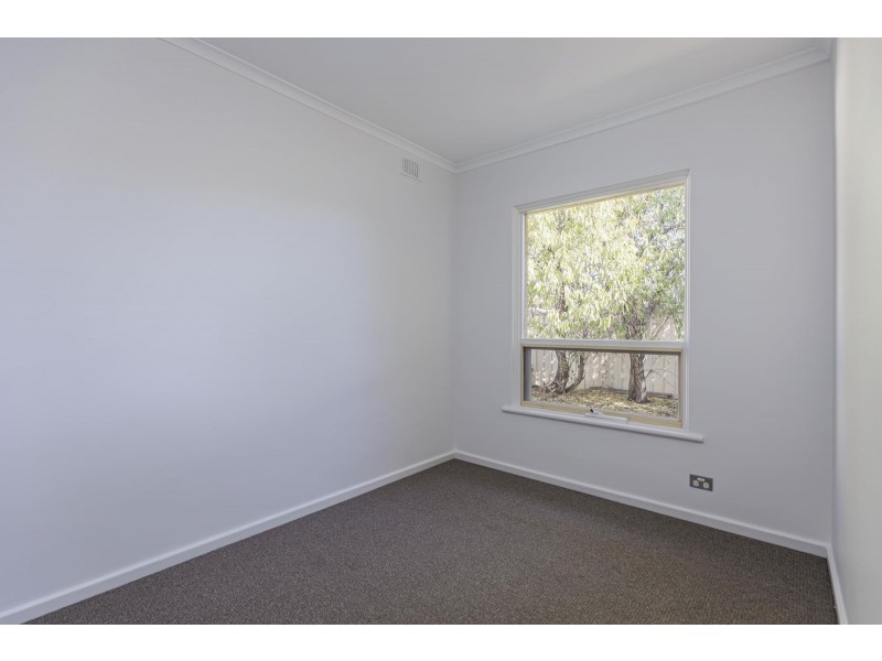 4/2 Pearce Street, Ottoway SA 5013