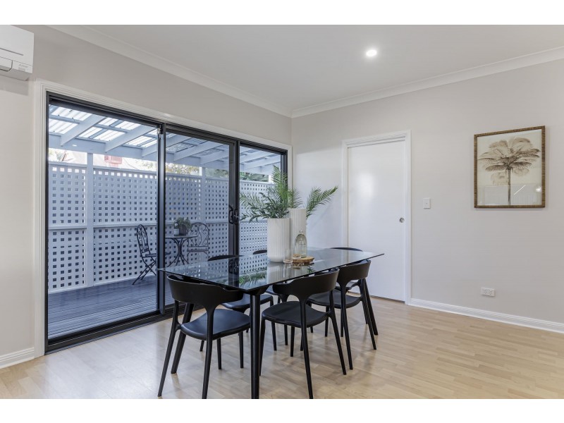 3/3 Sawford Street, Largs Bay SA 5016