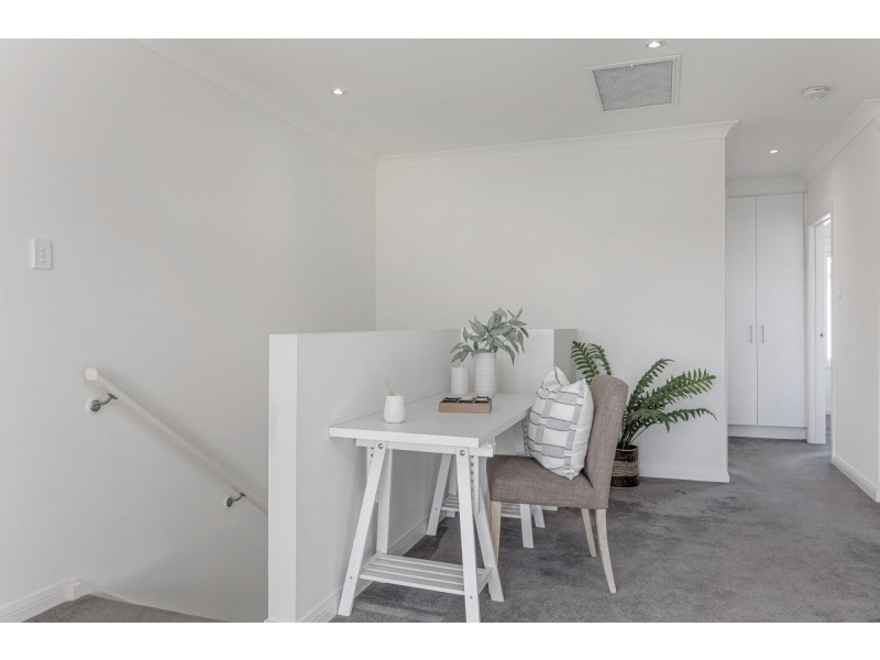 16 Assyrian Court, Kidman Park SA 5025