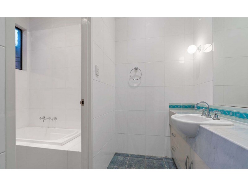 35 Burley Griffin Boulevard, Brompton SA 5007