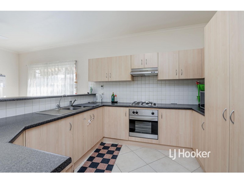 14 Windermere Crescent, Mawson Lakes SA 5095